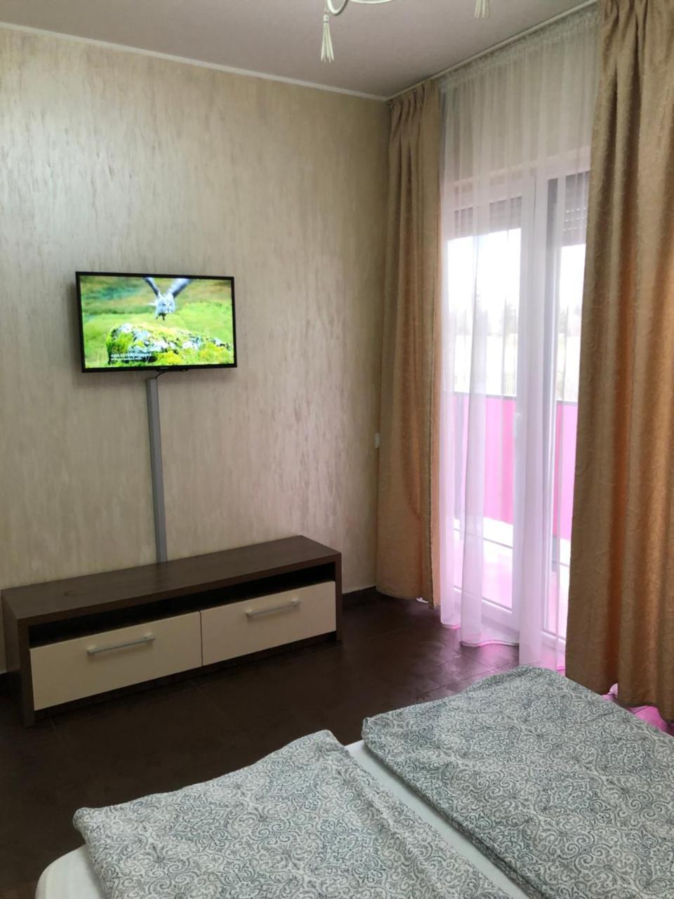 Bhoeme Apartament Oradea Ngoại thất bức ảnh